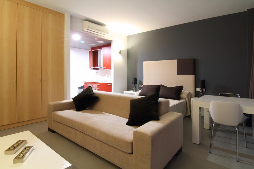 Aparthotel Four Elements Suites ซาลอว์ ห้อง รูปภาพ