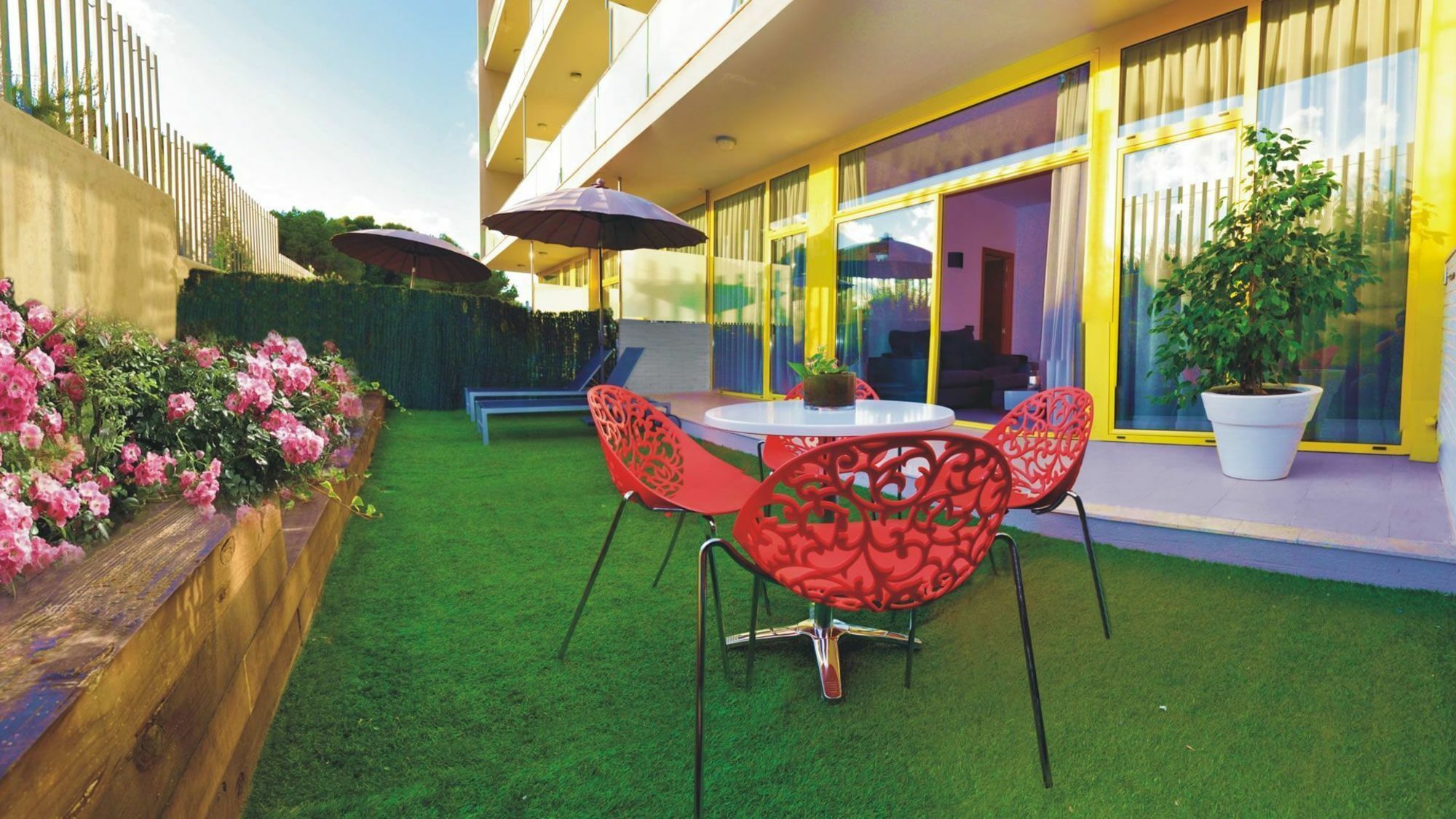 Aparthotel Four Elements Suites ซาลอว์ ภายนอก รูปภาพ